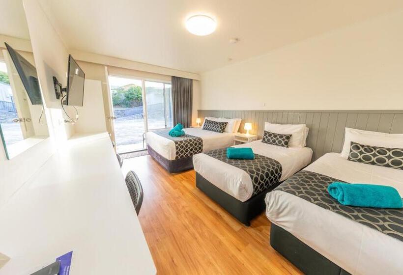 Номер Deluxe, Eden Motel