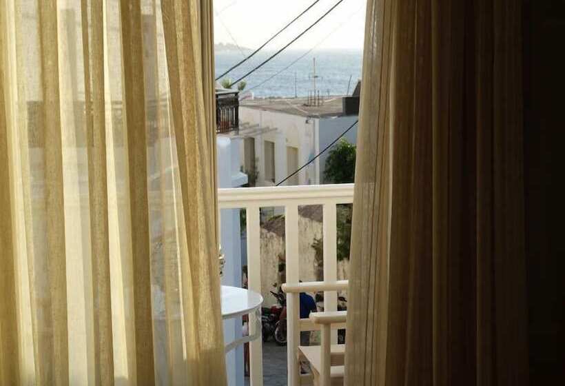 Номер Стандарт с Балконом, Naxos Anassa Suites