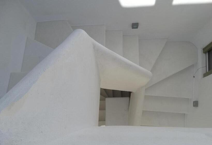 Номер Стандарт с Балконом, Naxos Anassa Suites