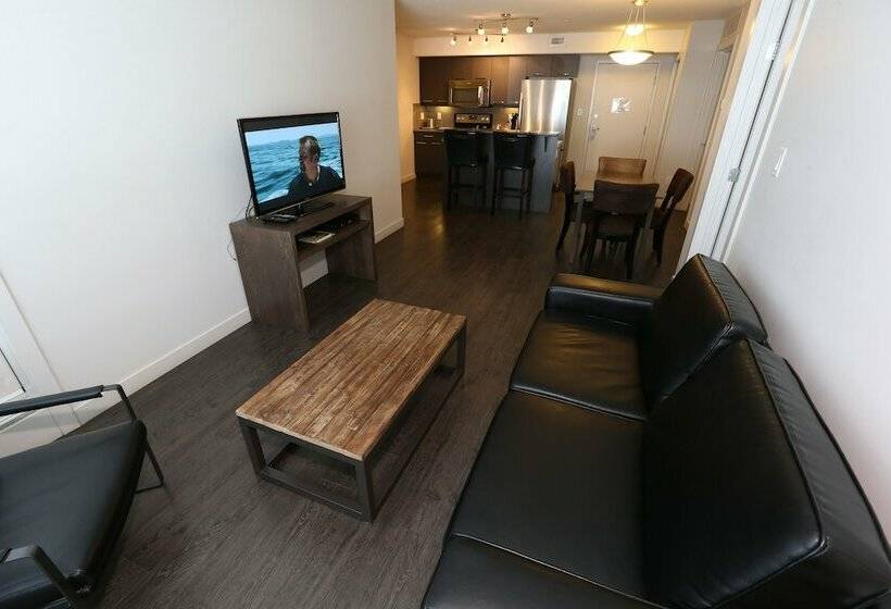 سوییت, East Village Suites