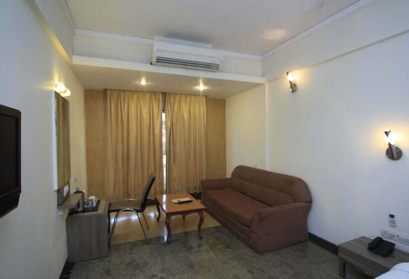 豪华房间, Kumar Resort By Turtle, Lonavala