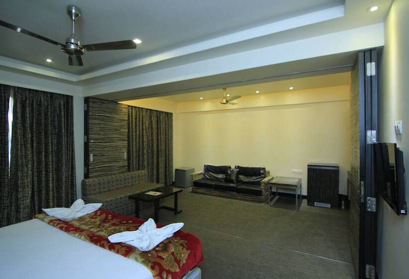 行政套房, Kumar Resort By Turtle, Lonavala