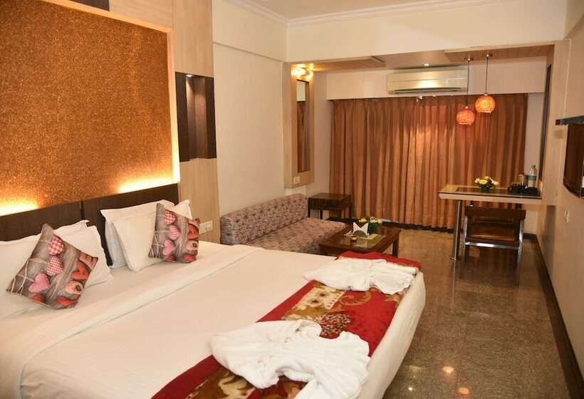 豪华房间, Kumar Resort By Turtle, Lonavala