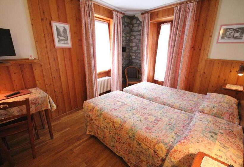 Номер Стандарт с Террасой, Maison Laurent