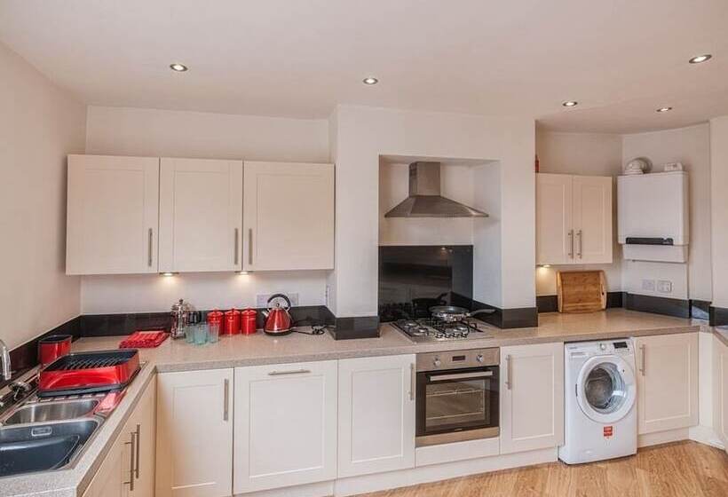 침실 1개 아파트, Town Centre Apartment Perfect Location With On Street Parking