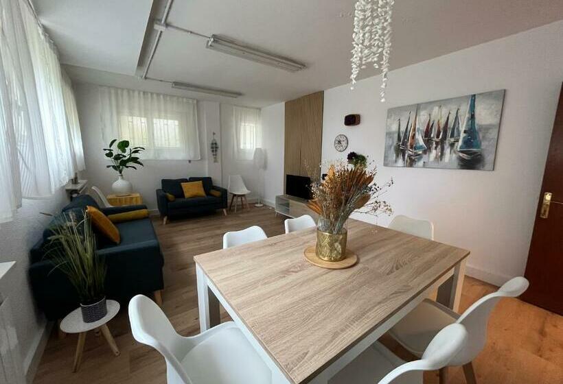 Апартаменты 3 Спальни, Resisantander   Apartamento Para 9 Personas