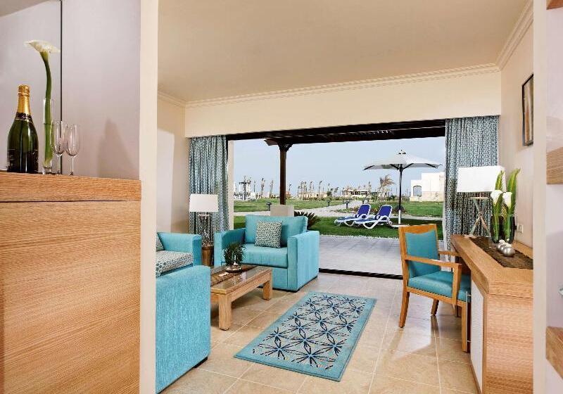 Deluxe Room Mountain View, Movenpick Waterpark Resort & Spa Soma Bay