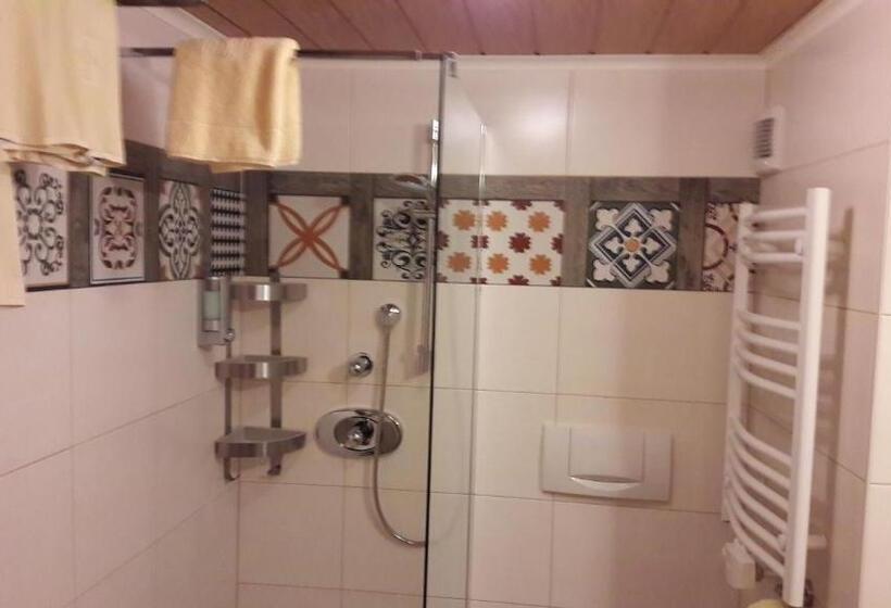 Апартаменты 2 Спальни, Platzhirsch Zur Alten Wagnerei Gästehaus