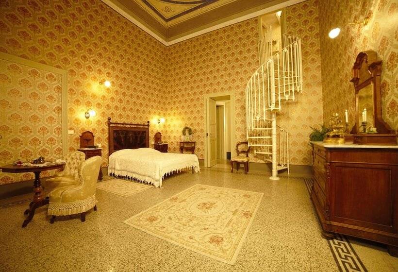 סוויטת ג'וניור, Residenza D Epoca Regina D Arborea