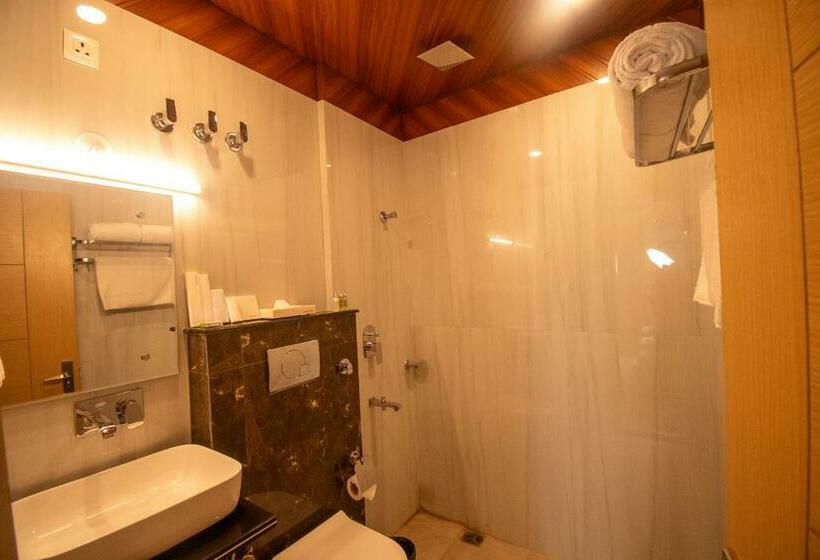 اتاق سوپریور, Jp Hills Rishikesh