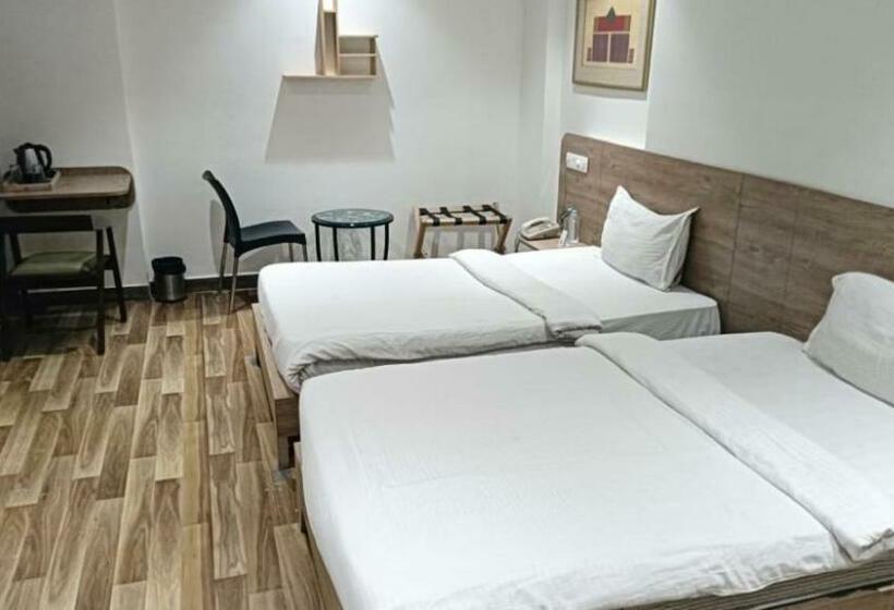 Номер Стандарт, Sapphero Akshar Inn  Jamnagar