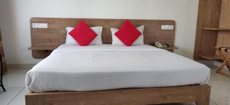 Номер Superior, Sapphero Akshar Inn  Jamnagar