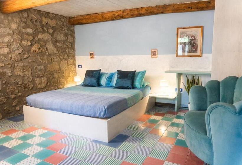 Family Suite, Collina Blu