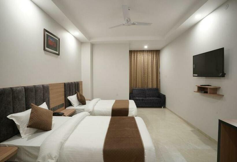 اتاق لوکس, Krishna Inn