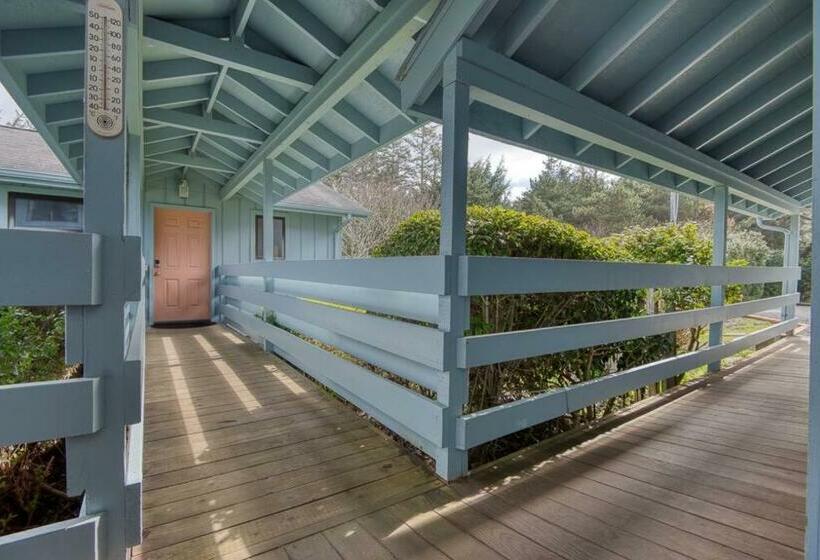 Студия Стандарт, #stayinmydistrict Cape Arago Studio Suite