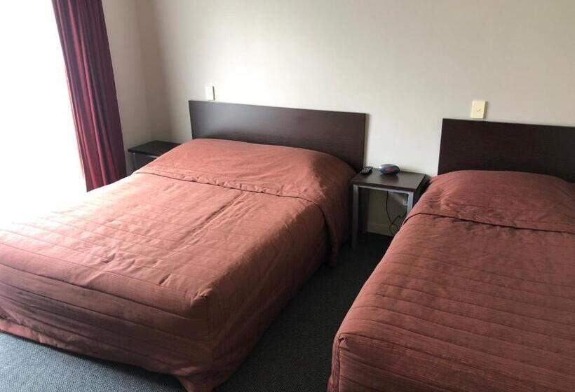 침실 2개 아파트, Arena Lodge