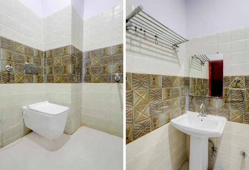Трехместный Номер Классика, Oyo Flagship 81501 Sambhav Hotel And Restaurant