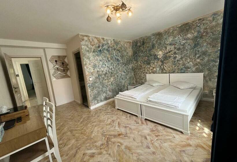 اتاق استاندارد, Casa Ciuc