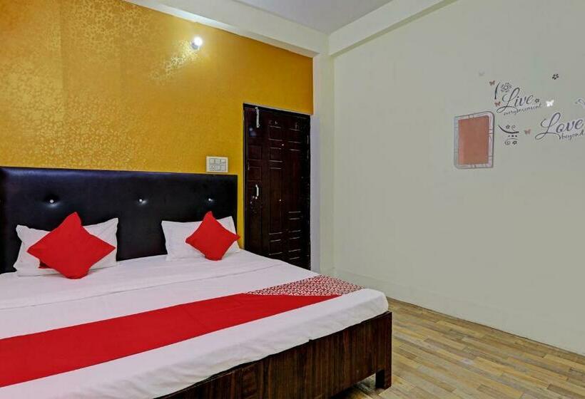 Quarto Triplo Clássico, Oyo Flagship Relax Stay In