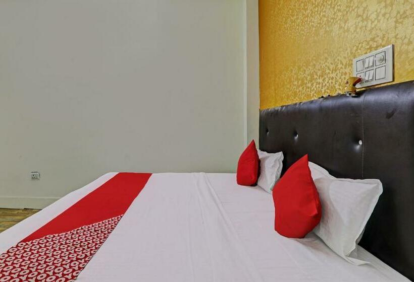 Quarto Triplo Clássico, Oyo Flagship Relax Stay In
