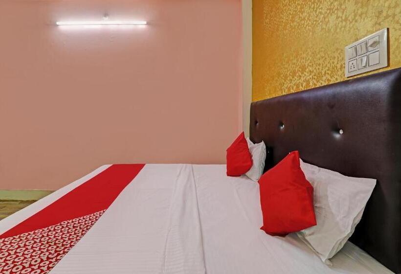 Quarto Triplo Clássico, Oyo Flagship Relax Stay In
