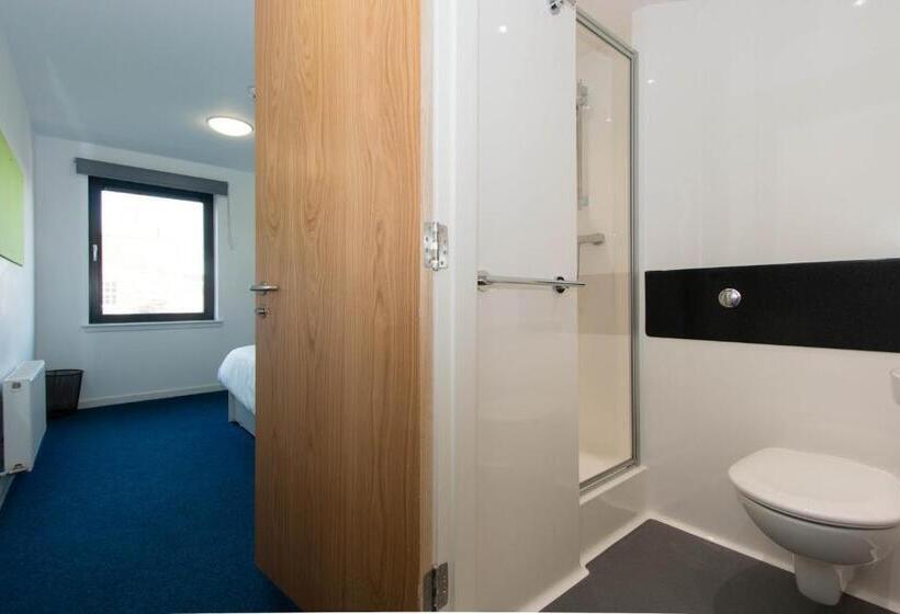 5 Bedroom Apartment, Destiny Student Shrubhill   Campus Accommodation