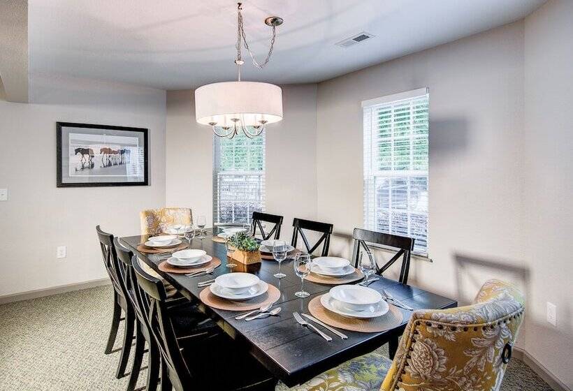 Люкс 3 Спальни, Hilton Vacation Club Beachwoods Kitty Hawk