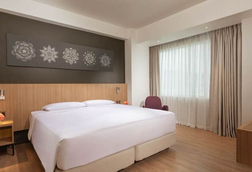 Quarto Superior, Park Inn By Radisson Clark