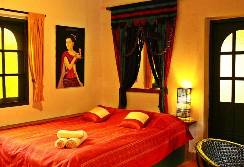 اتاق سوپریور, Secret Garden Chiang Mai