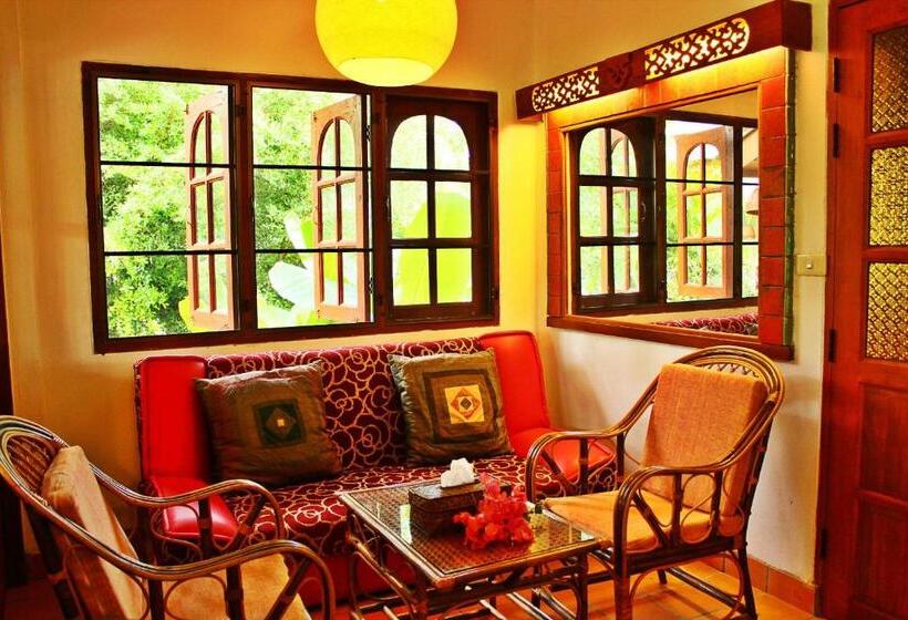 اتاق خانوادگی, Secret Garden Chiang Mai