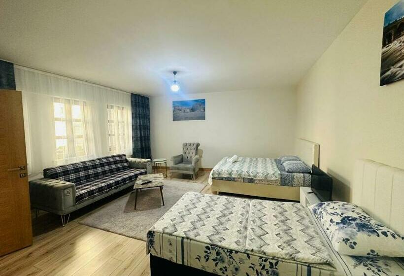 Семейный Номер, Konak Home