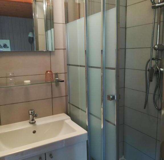Номер Стандарт Вид на Горы, Hôtel Du Lac Des Confins