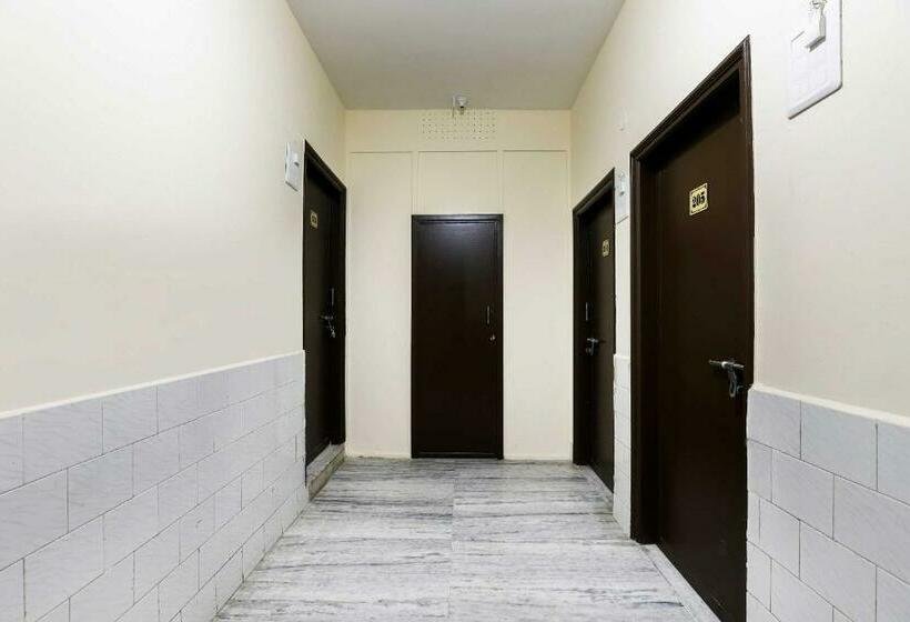 اتاق استاندارد, Oyo Flagship Hotel Capital