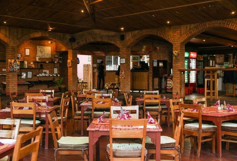 اتاق سوپریور با تخت بزرگ, Heaven Restaurant & Boutique