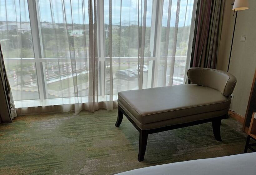 Номер Superior, Radisson Golf & Convention Center Batam