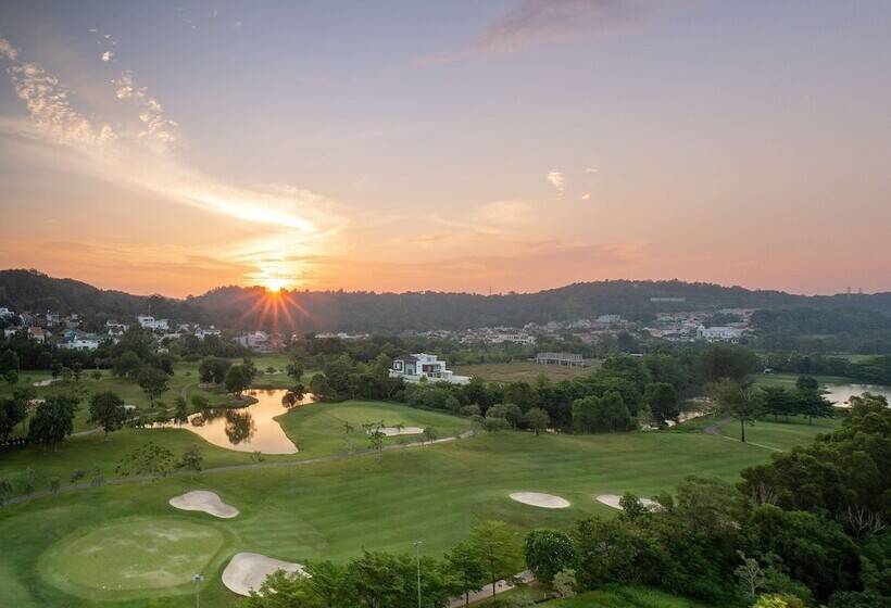 Президентский Люкс, Radisson Golf & Convention Center Batam