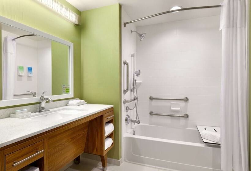 Suite Accessibile ai persone con mobilità ridotta, Home2 Suites By Hilton Destin