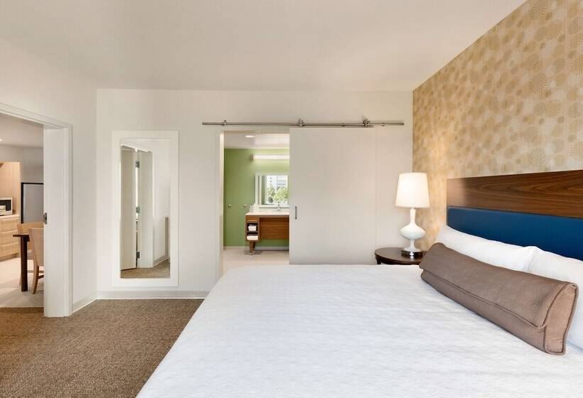 Suite Accessibile ai persone con mobilità ridotta, Home2 Suites By Hilton Destin