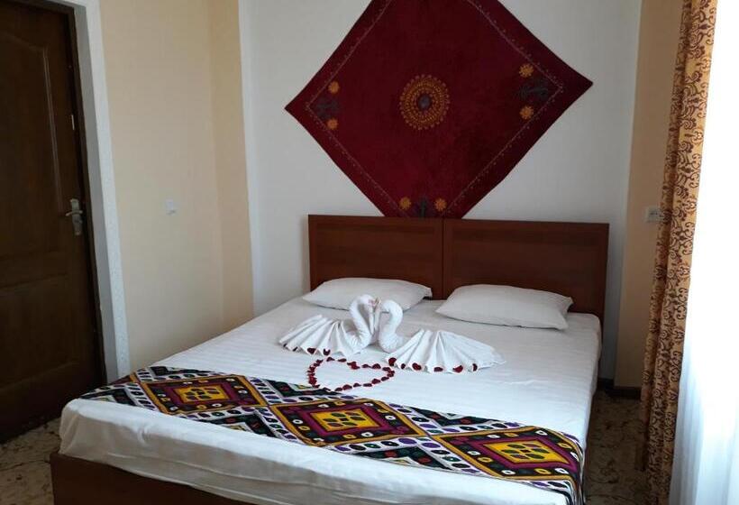 اتاق استاندارد, Shams