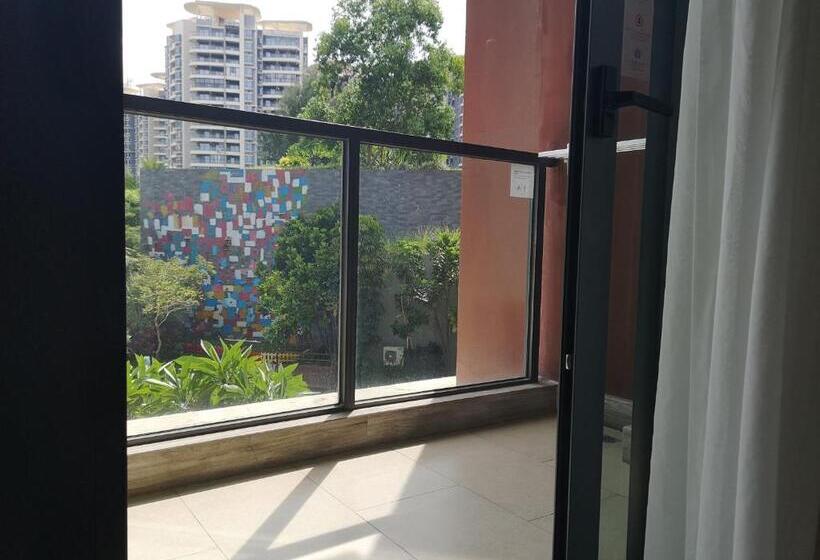 Номер Стандарт с Балконом Вид на Сад, Marriott Resort Xiangshui Bay