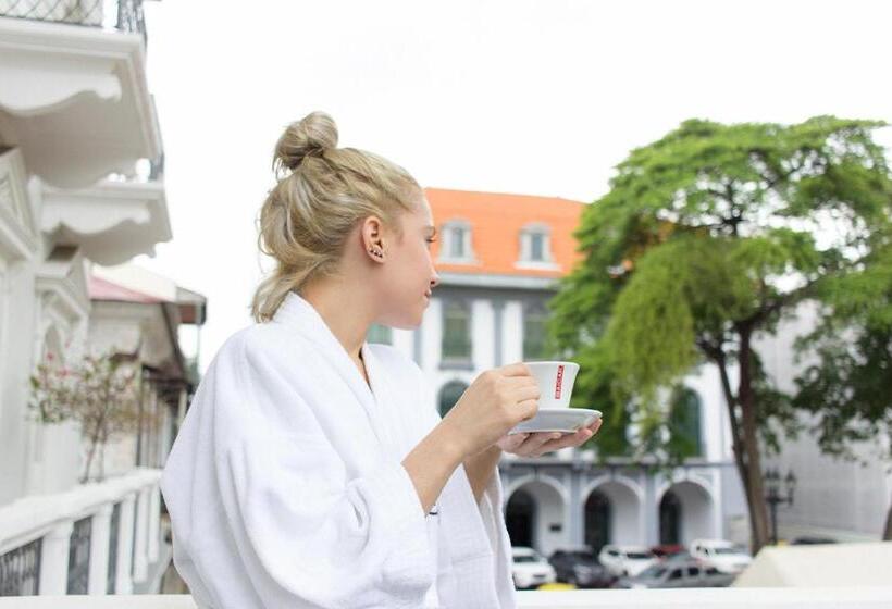 Президентский Люкс, Central Hotel Panama Casco Viejo