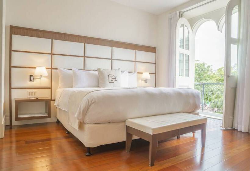 Люкс, Central Hotel Panama Casco Viejo