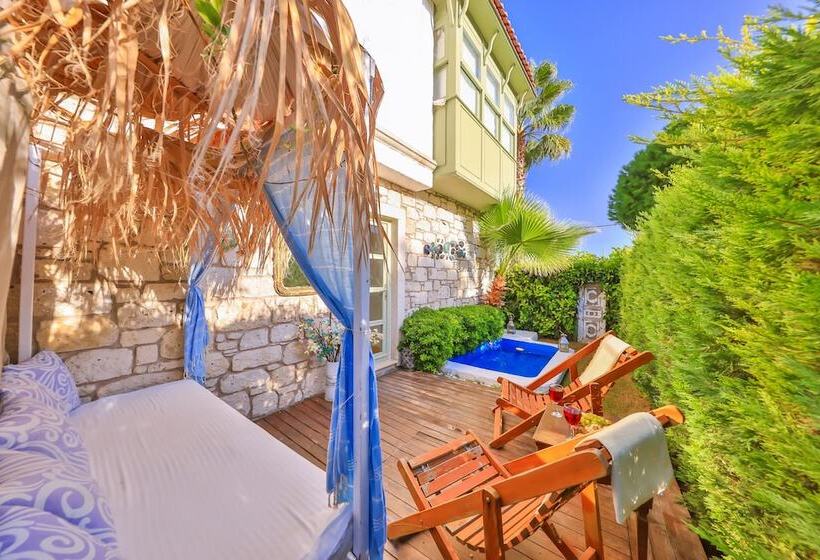 Люкс Повышенной Комфортности, Palas Alaçatı   Adult Only