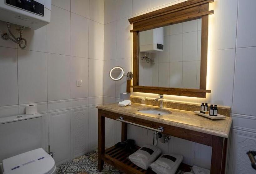 Люкс Повышенной Комфортности, Villa Pietra Butik Otel