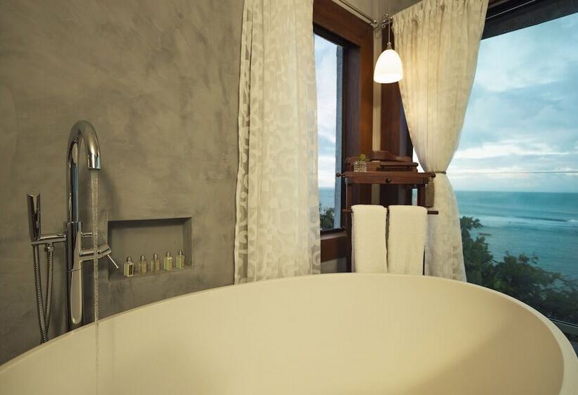 جناح جونيور, Boutique Hotel Marlin S