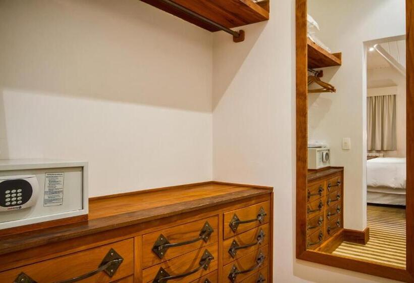 اتاق سوپریور, L.a.h. Hostellerie