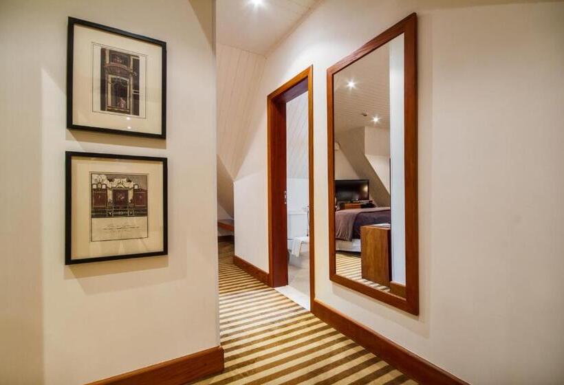 اتاق لوکس, L.a.h. Hostellerie