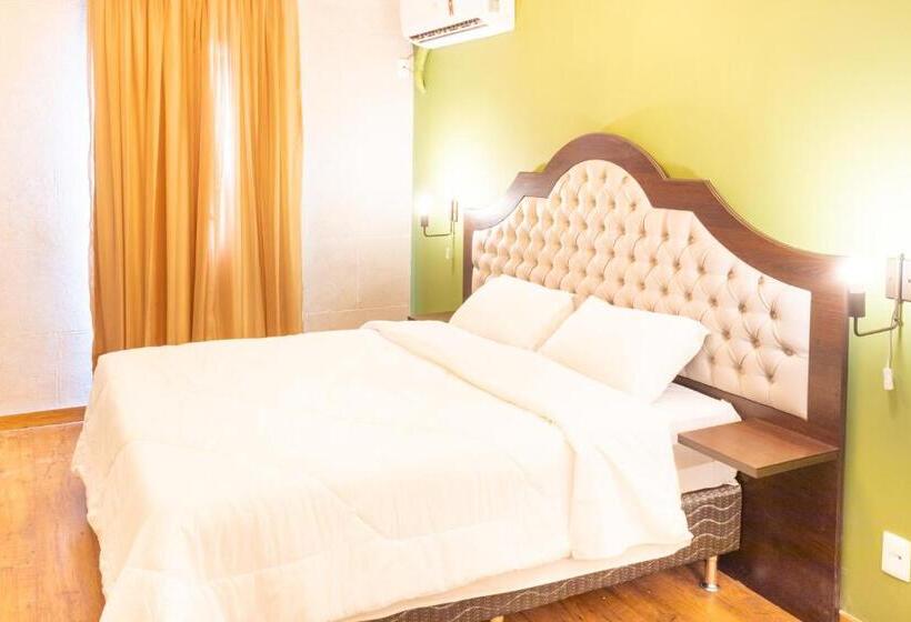 패밀리 스튜디오, Castelo De Itaipava   Hotel, Eventos E Gastronomia
