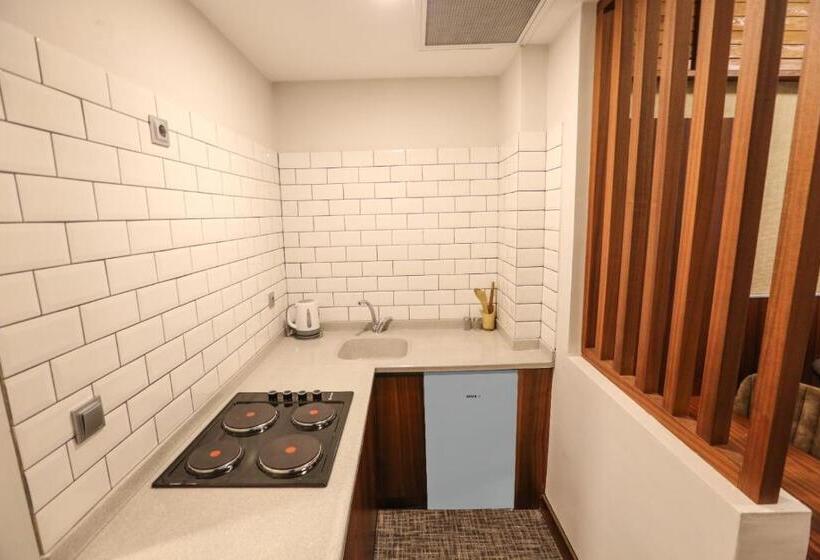 발코니가 있는 스위트, Akamoy Boztepe Hotel & Restaurant