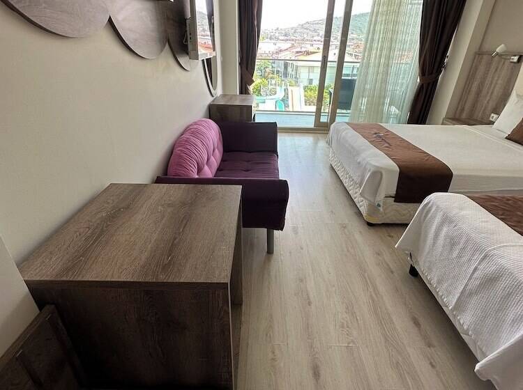 Трехместный Номер Стандарт Боковой Вид на Море, Cetin Prestige Resort